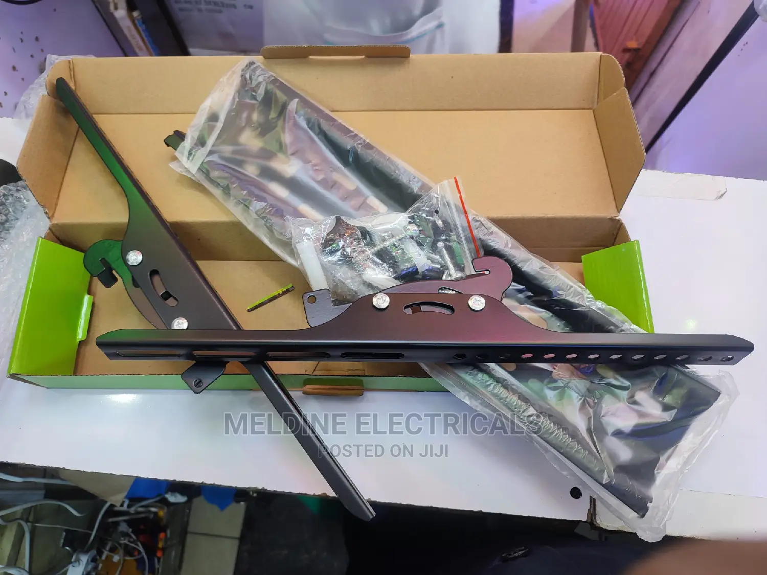 Wall Mount TV Blacket