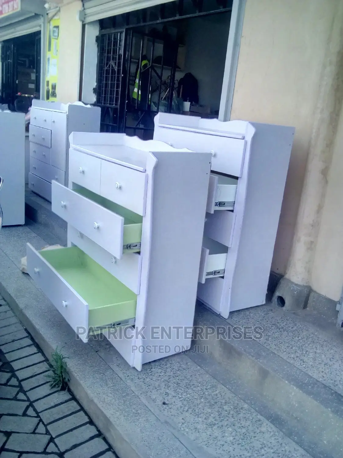 Chest of Drawers 4 by 4 Fitt