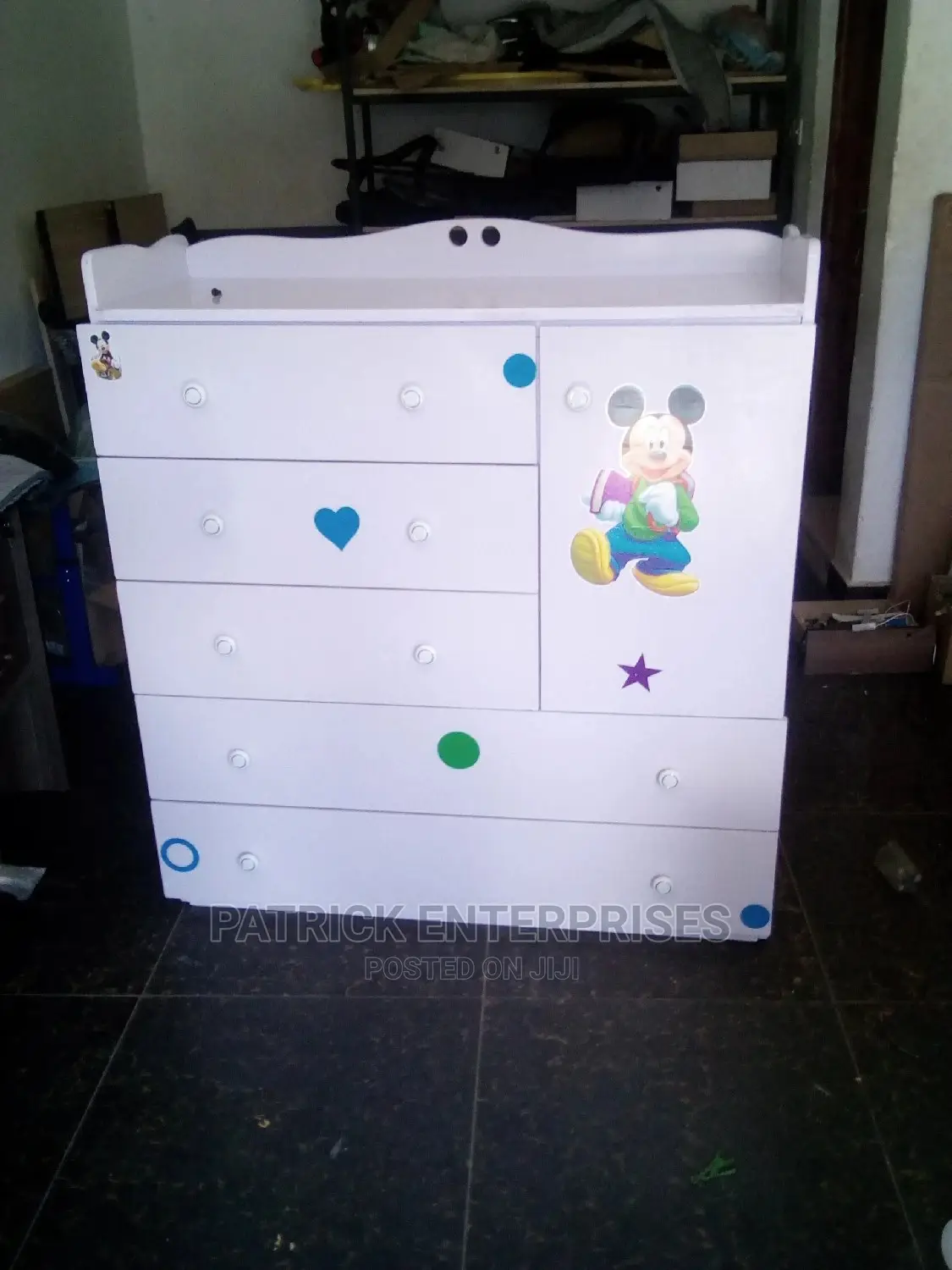 Chest of Drawers 4 by 4 Fitt