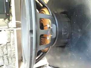 Subwoofer JBL 12"
