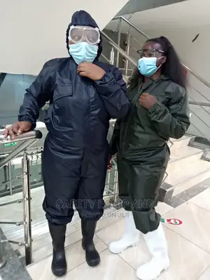 Washable Qualitry Spray Suits