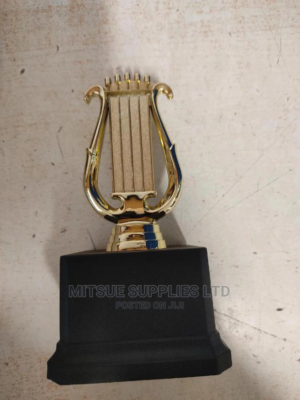 Music and Instrument Competition Runners-Up Trophy 6.5"
