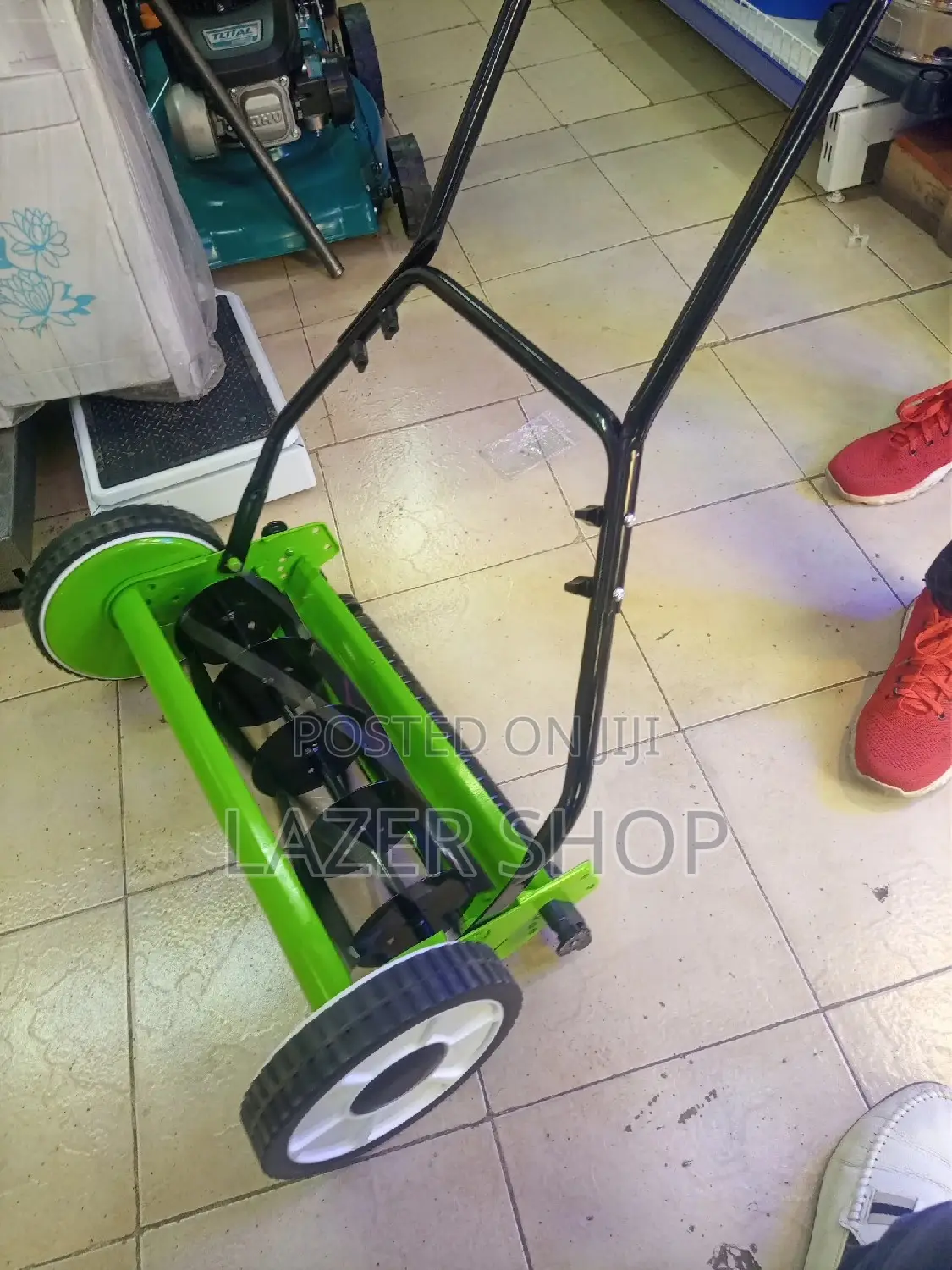 Manual Lawn Mower
