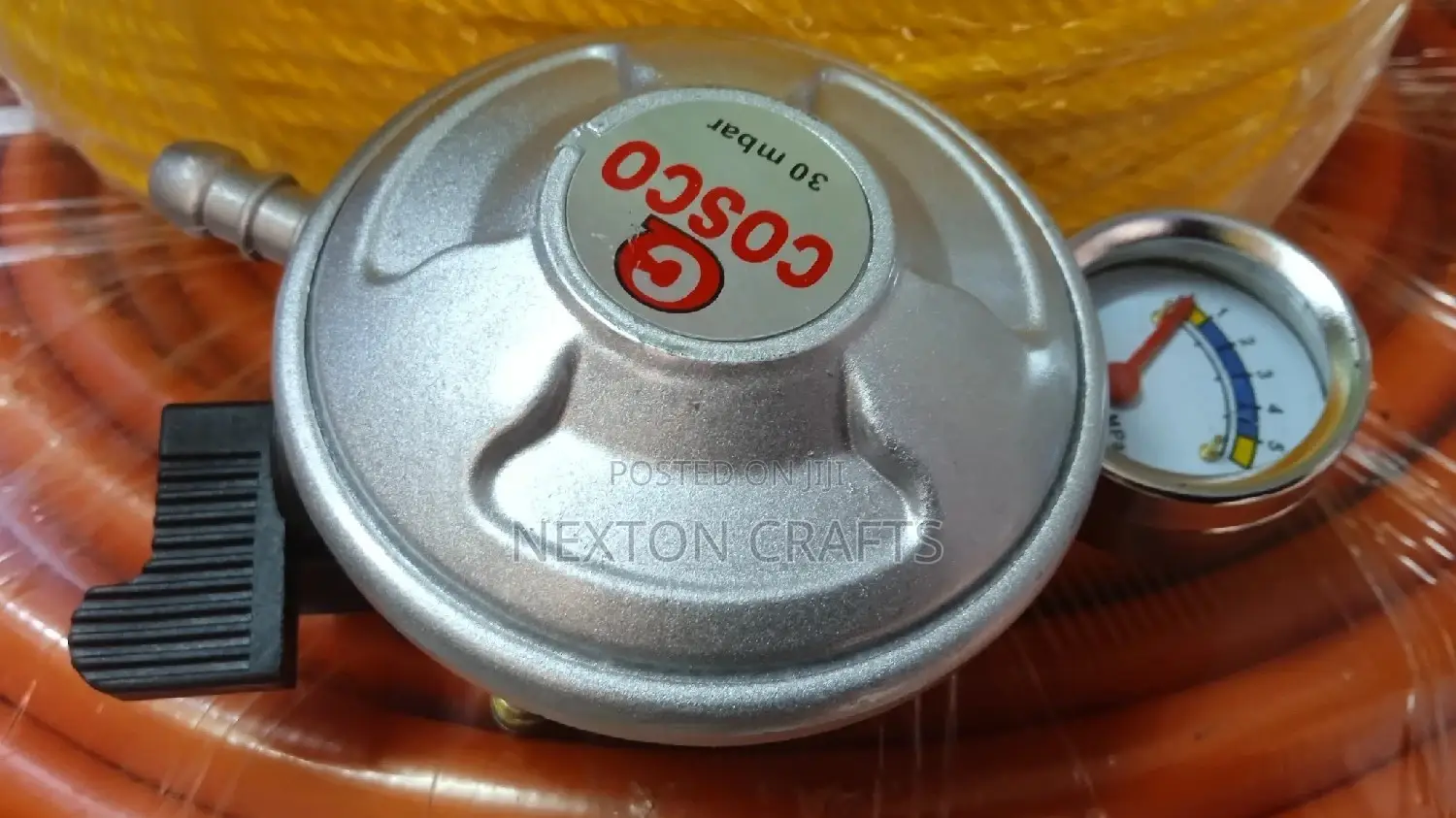 Low Pressure Gas Regulator With Gauge (13kg)