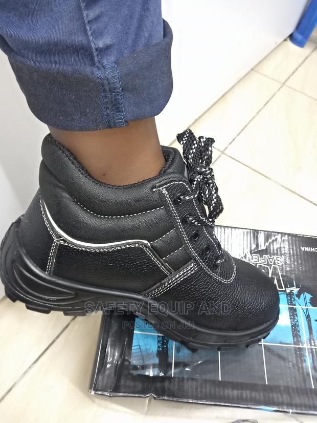 Safety Boots Suppliers-Vaultex Safety Boots - thumbnail 2