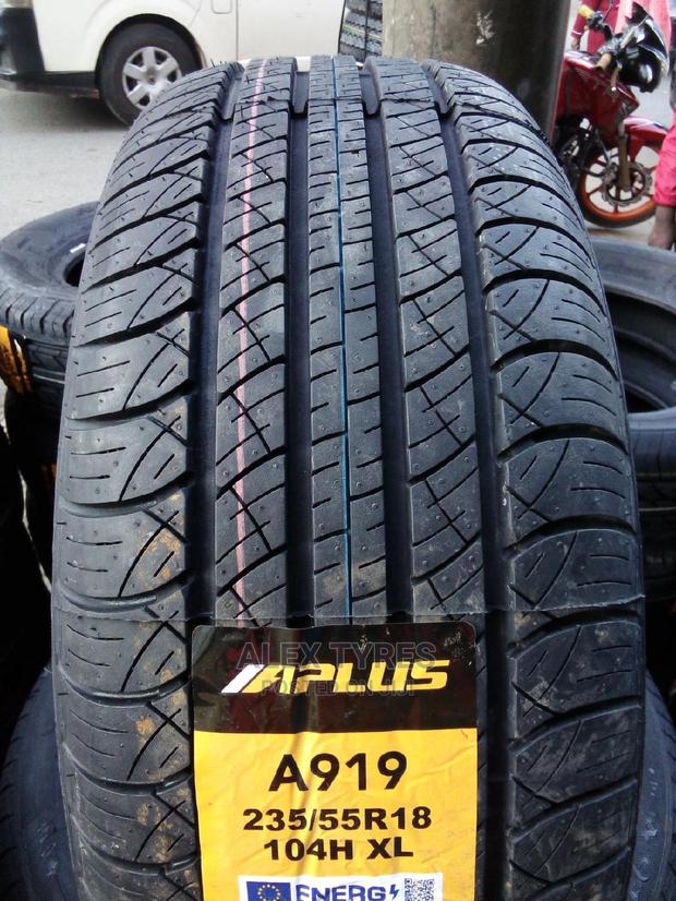 235/55r18 Aplus Tyres Made in China