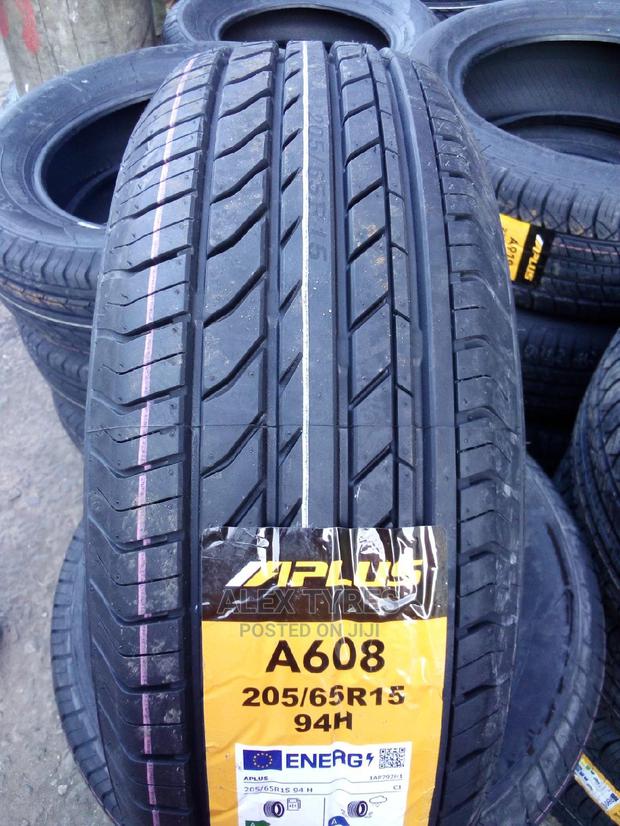 205/65r15 Aplus Tyres Made in China