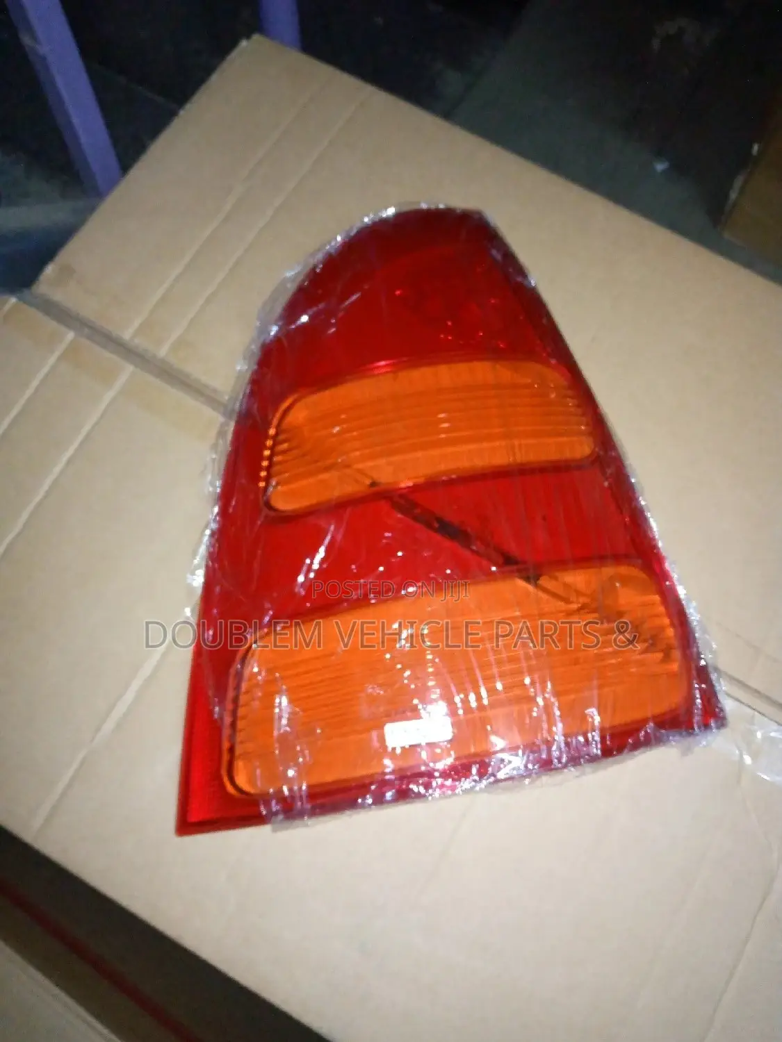 Tail Lens Fielder 2001