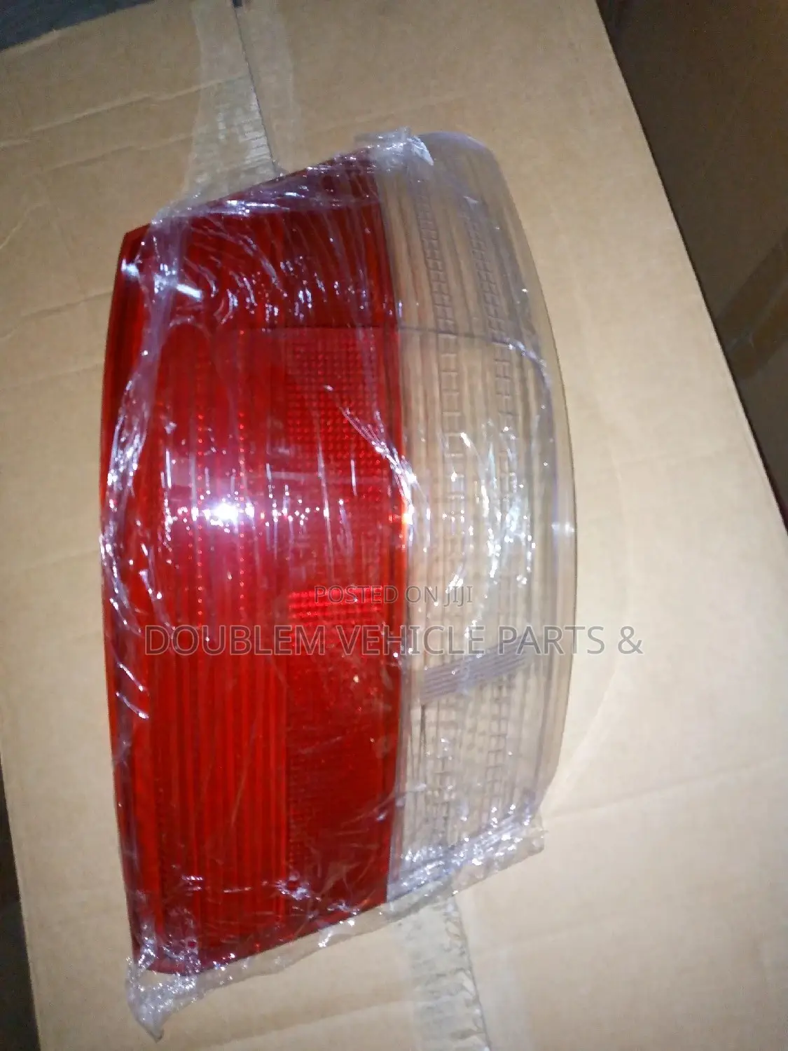Tail Lens Corona /Premio 2008/260