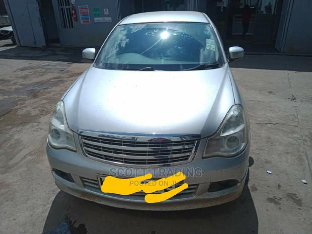 Nissan Bluebird Windscreen - main view