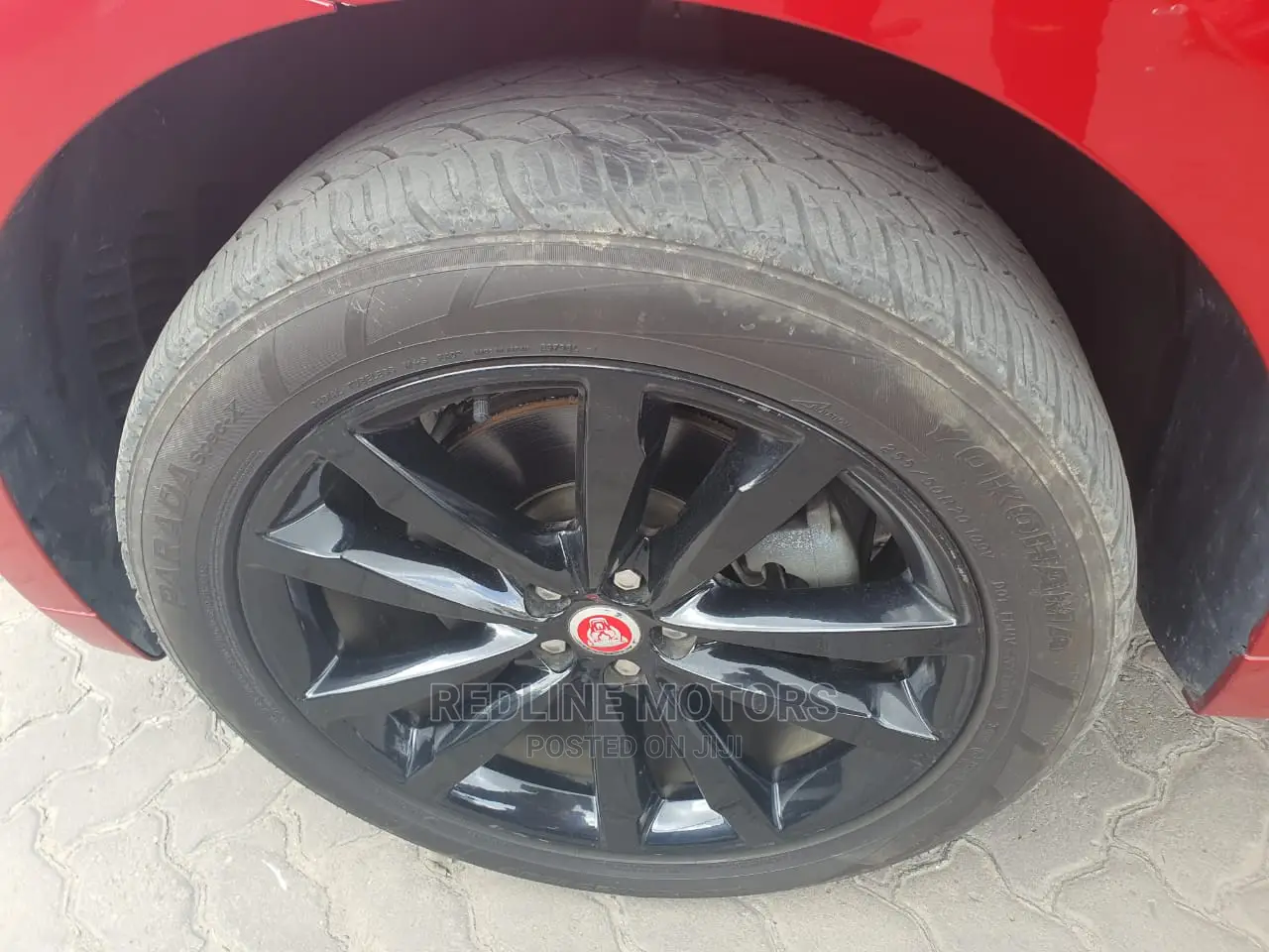 Jaguar F-Pace 2017 Red