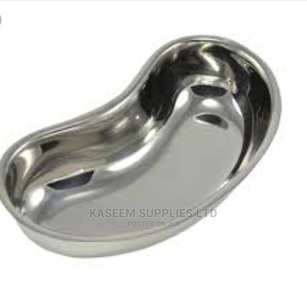 Kidney Dish 10'' - main view