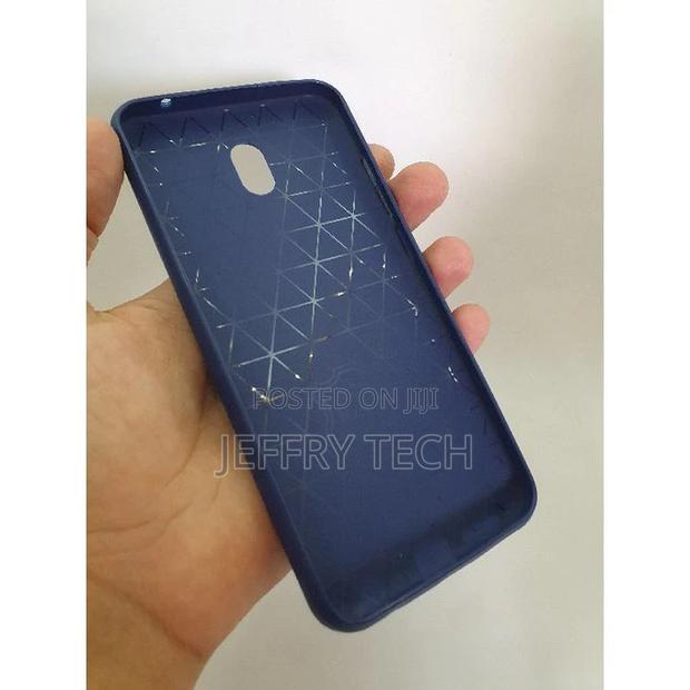 Autofocus Shock Proof TPU Back Case for Xiaomi Redmi 8A - Bl - thumbnail 3