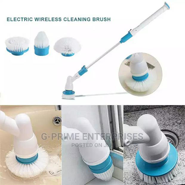 Spin Scrubber /Cleaning Brush - main view