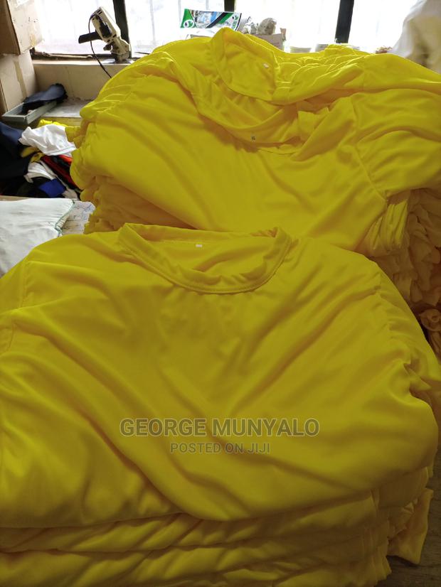 Plain Campaign Yellowt-Shirts - thumbnail 3