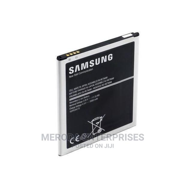 Samsung Galaxy J7 / J700 Battery - Black - main view