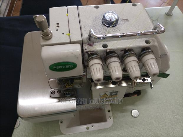 Direct Drive Overlock Sewing Machine