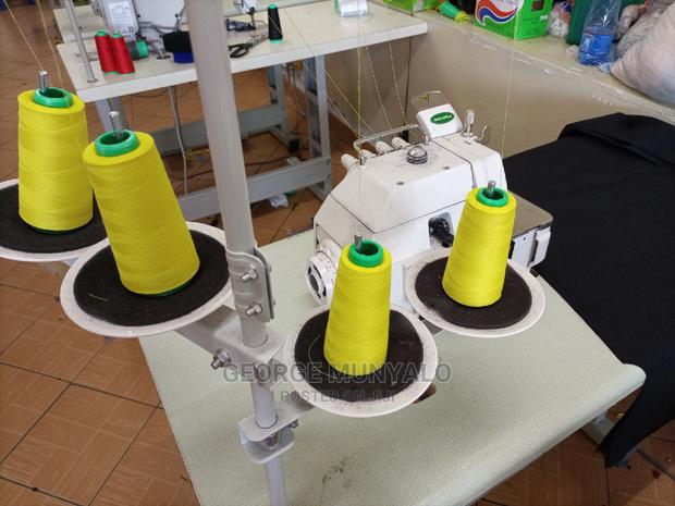 Direct Drive Overlock Sewing Machine - thumbnail 5