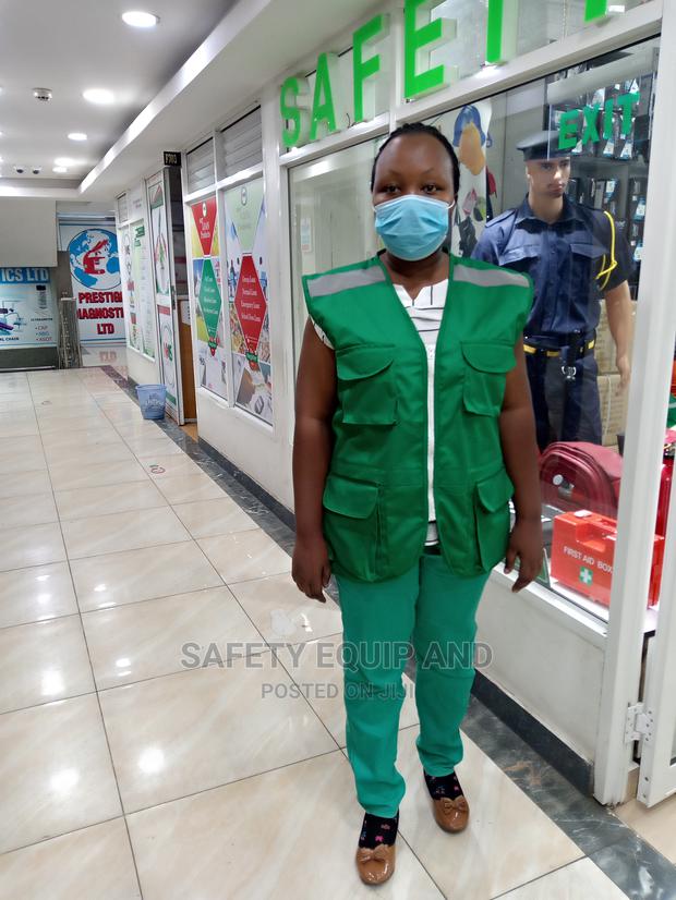 Reflective Vest With-Zipped - main view