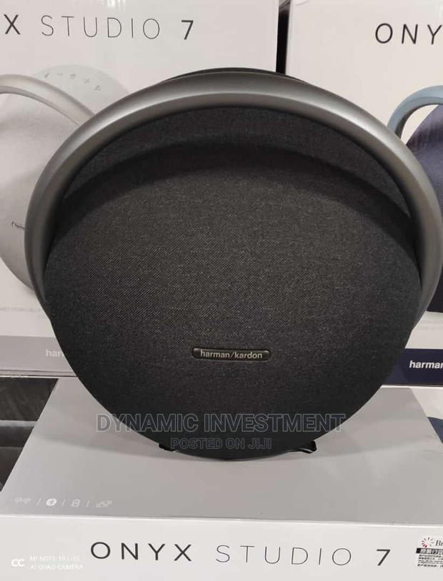 Harman Kardon Onyx Studio 7