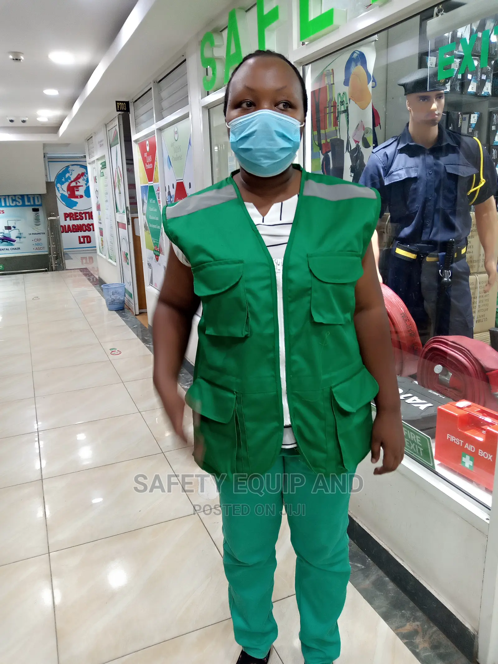 Safety Multpocket Reflective Vest