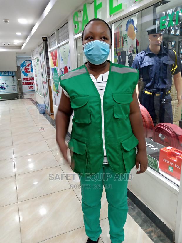 Safety Multpocket Reflective Vest - main view