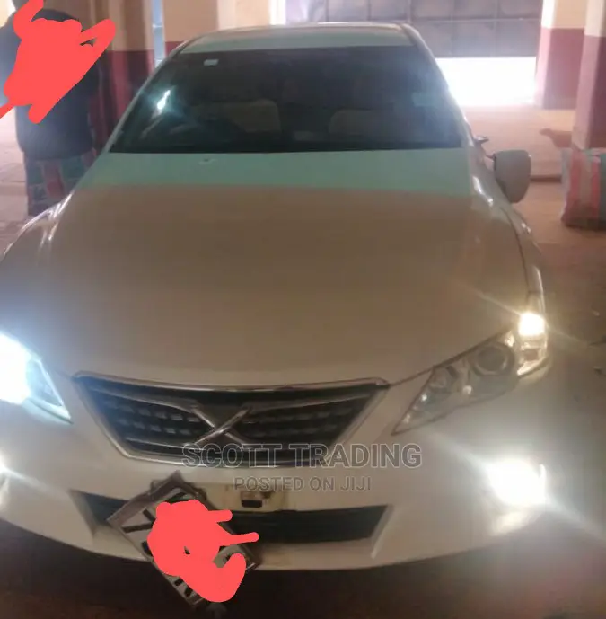 Mark X GRX 130 Front Windscreen
