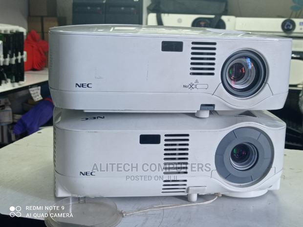 NEC Np305 Projectors - thumbnail 2
