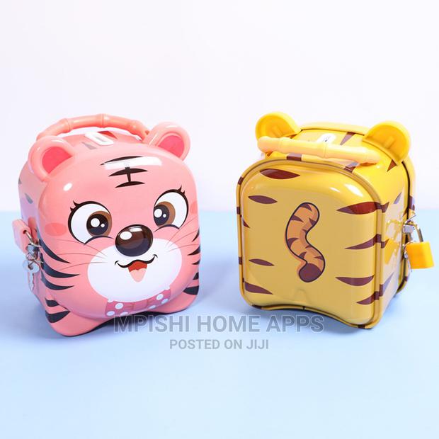 Tiger Piggy Bank - thumbnail 2