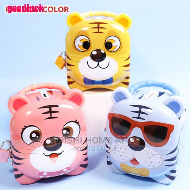 Tiger Piggy Bank - main view