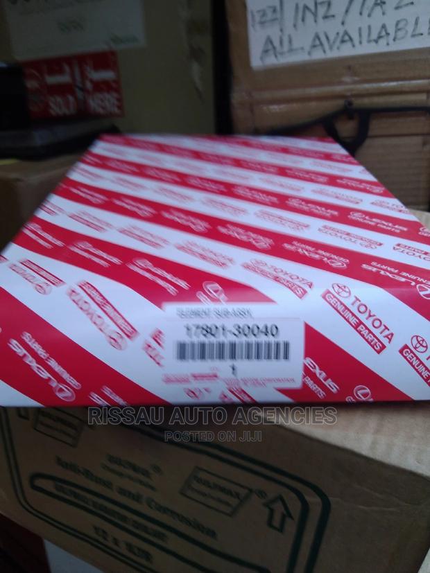 Toyota Prado J120 Genuine Air Cleaner 30040.