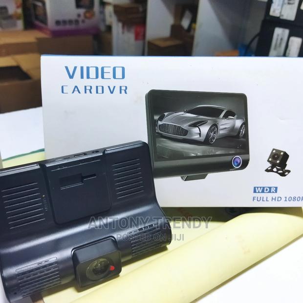 Dash Camera With Three Cameras - thumbnail 3
