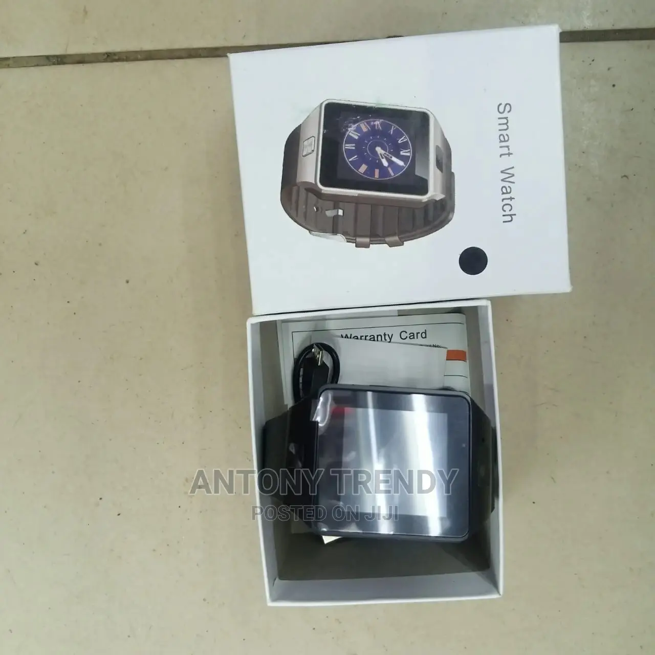 Dz09 Smart Watch.With Sim And Mem Slot Use It As A Phone