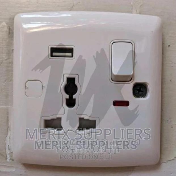 Single USB Multi Socket Outlet
