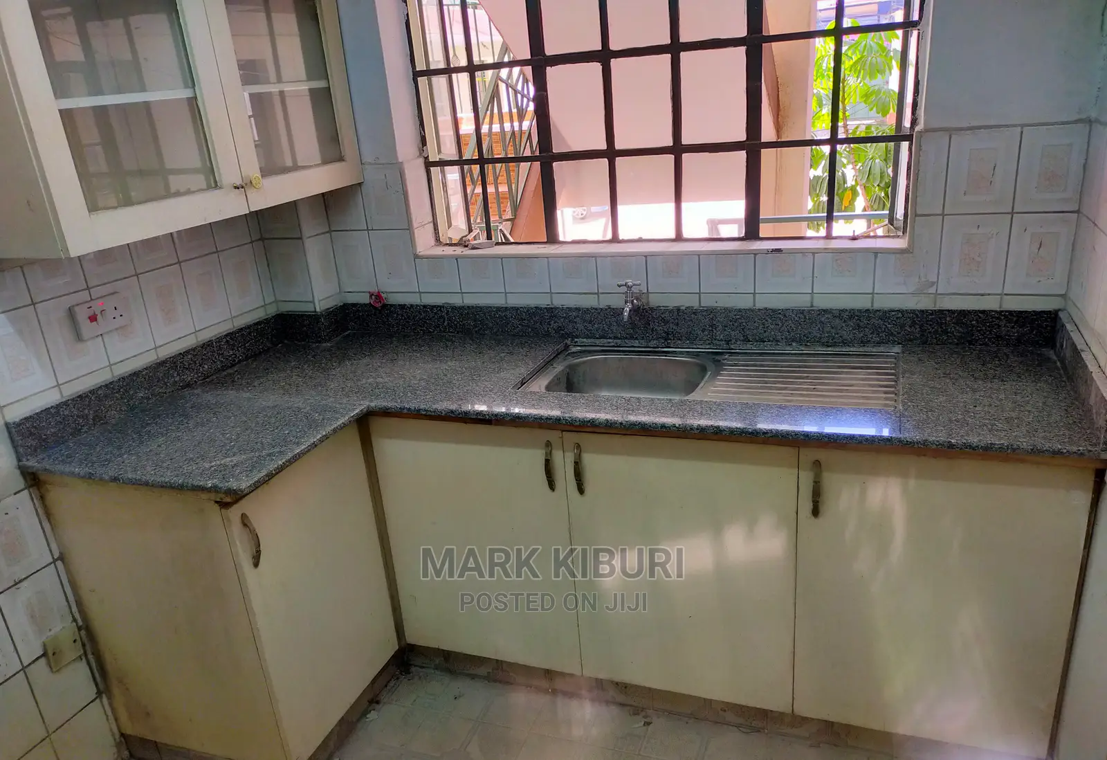 Metallic Granite Grey