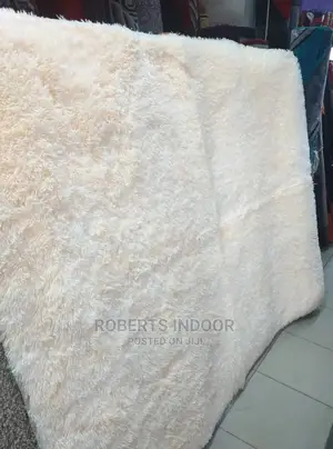 5*8 Cream White Soft Fluffy Carpet