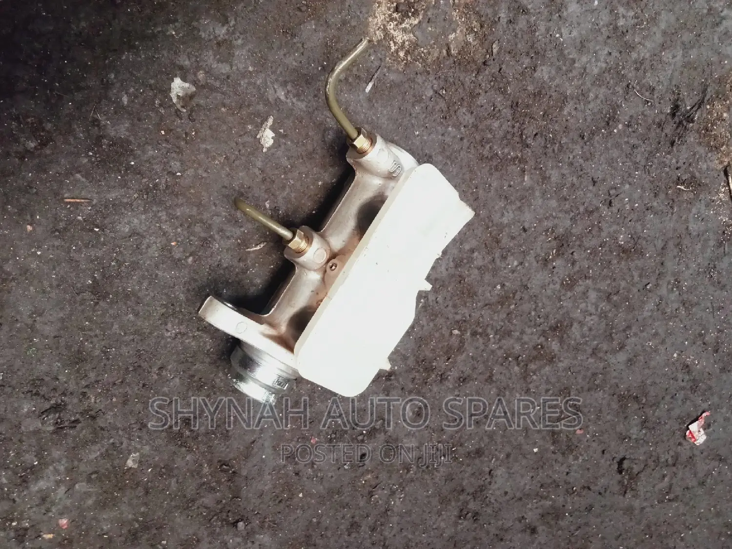 Brake Master Cylinder Nissan Nguruwe