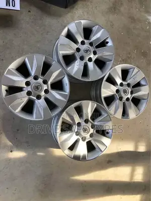 17 Inch Hilux Original Rims Set