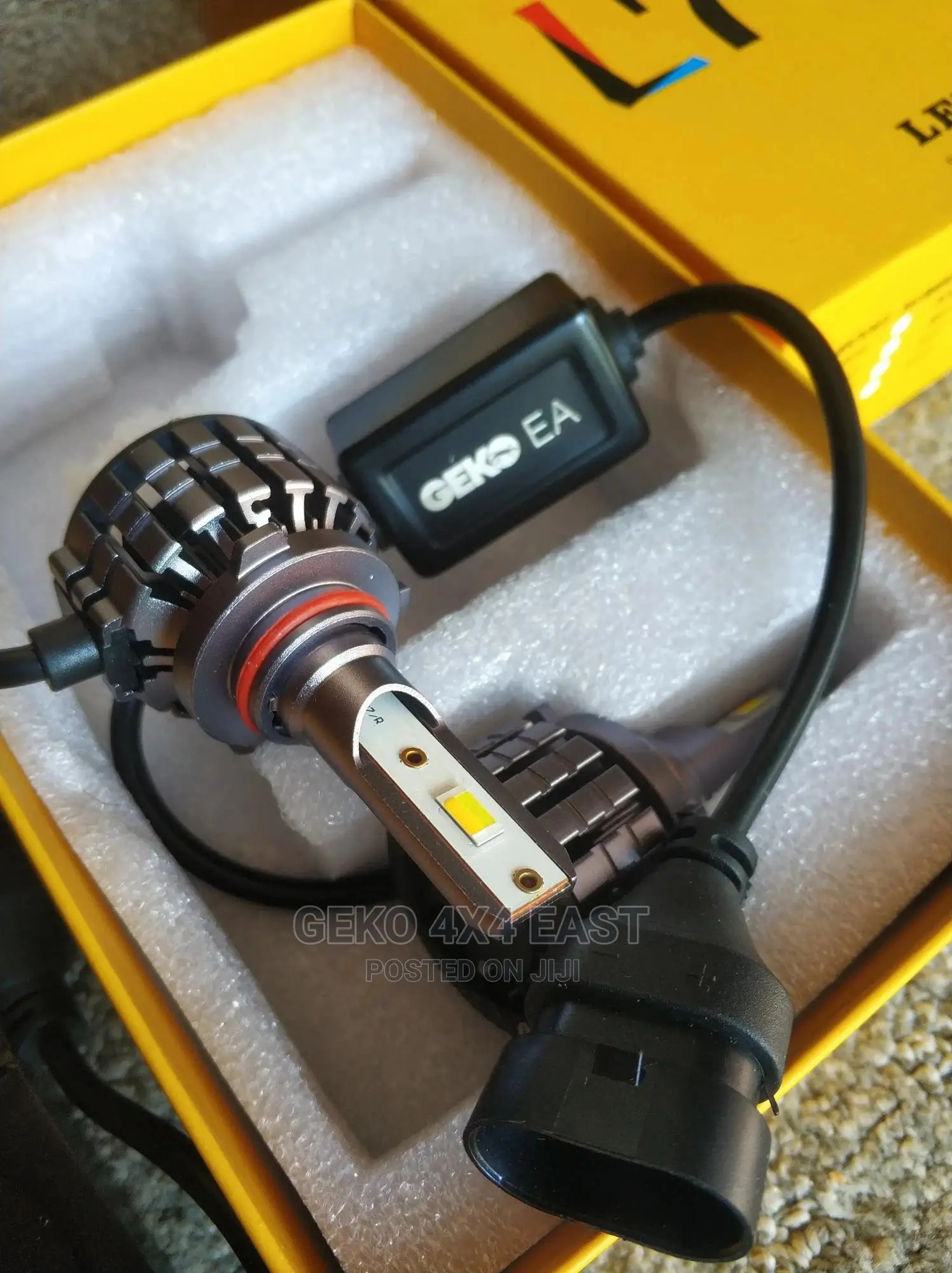 Geko Ea V20 Series Tri Color Fan Cooled Headlight Bulbs