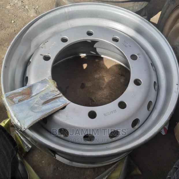 Brand New Rim for Super Single Size 22.5 Tubeles.