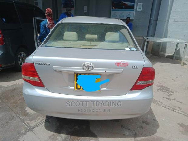 Axio 2008 Front Windscreen - main view