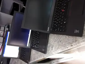 Laptop Lenovo ThinkPad X240 4GB Intel Core I5 HDD 500GB