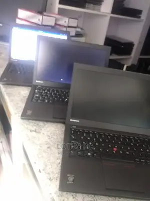 Laptop Lenovo ThinkPad X240 4GB Intel Core I5 HDD 500GB