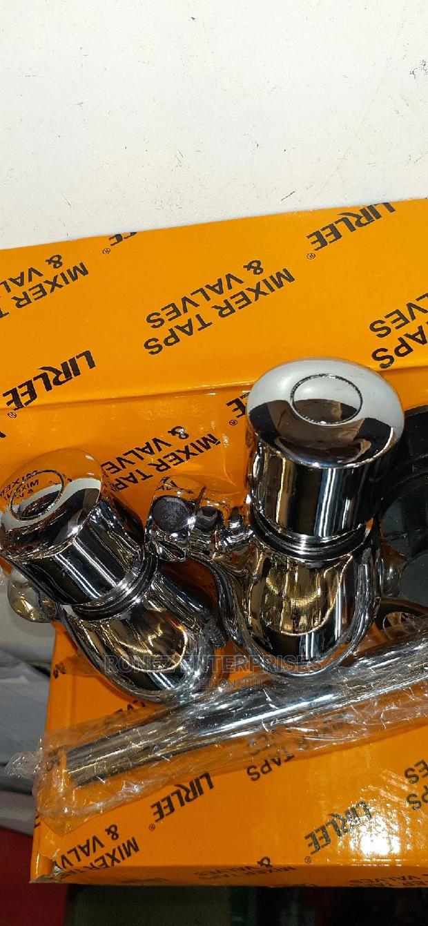 Urinal Flash Valve - main view