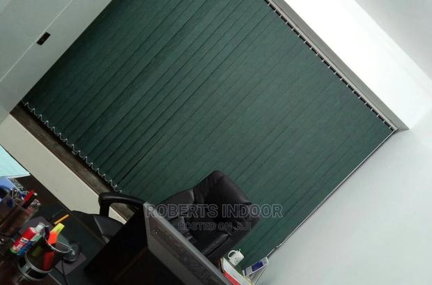 Jungle Green Vertical Office Window Blinds