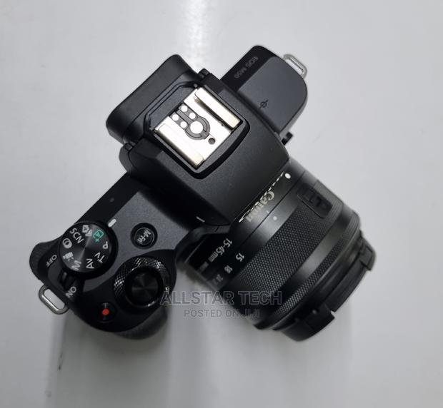 Canon EOS M50 Mirrorless Camera With 15-45mm Lens - thumbnail 3