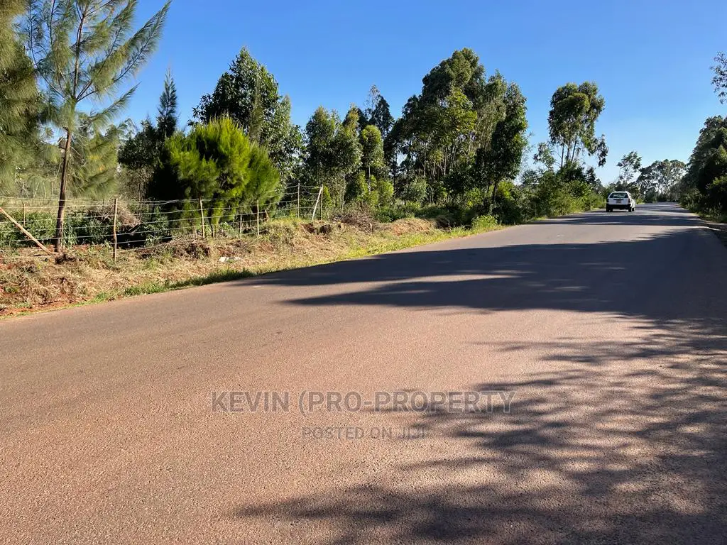 Prime Plot for Sale Touching Tarmac in Kikuyu, Ondiri.