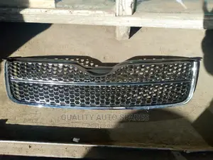 Toyota Fielder 2005 Grill