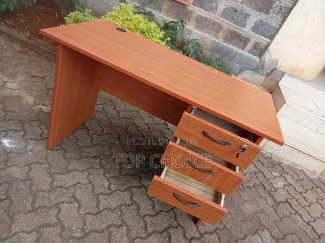 Office Chair and Table