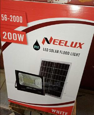 200 Watt Solar Flood Light - thumbnail 2